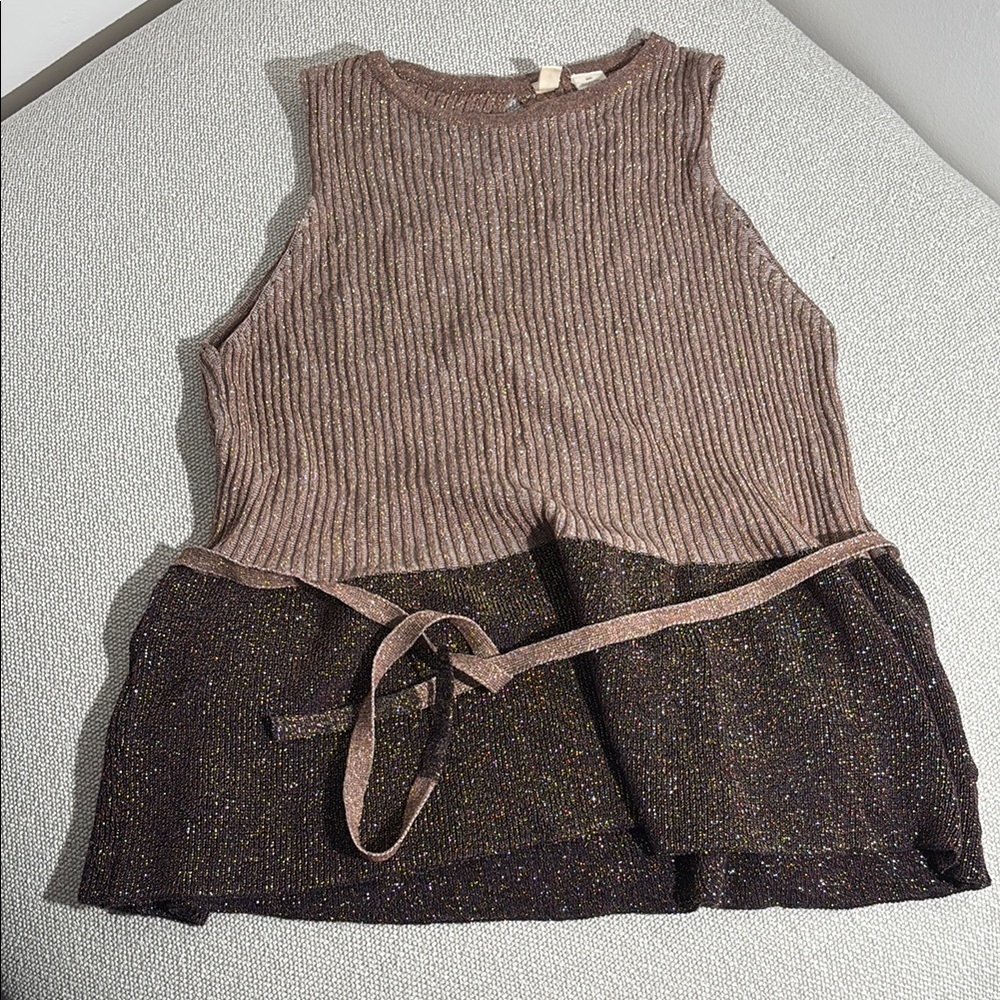 Moth Brown Ribbed Tank Top with Color-Block Design